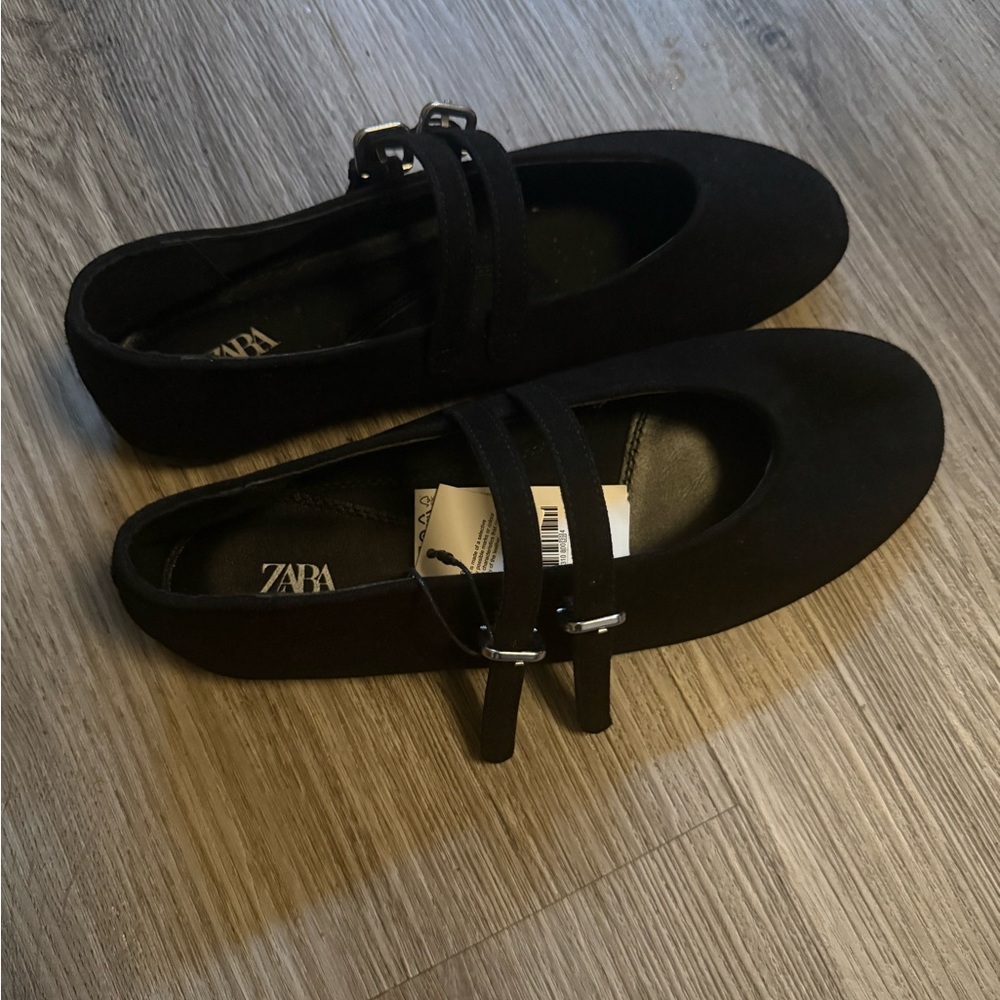 Zara flats